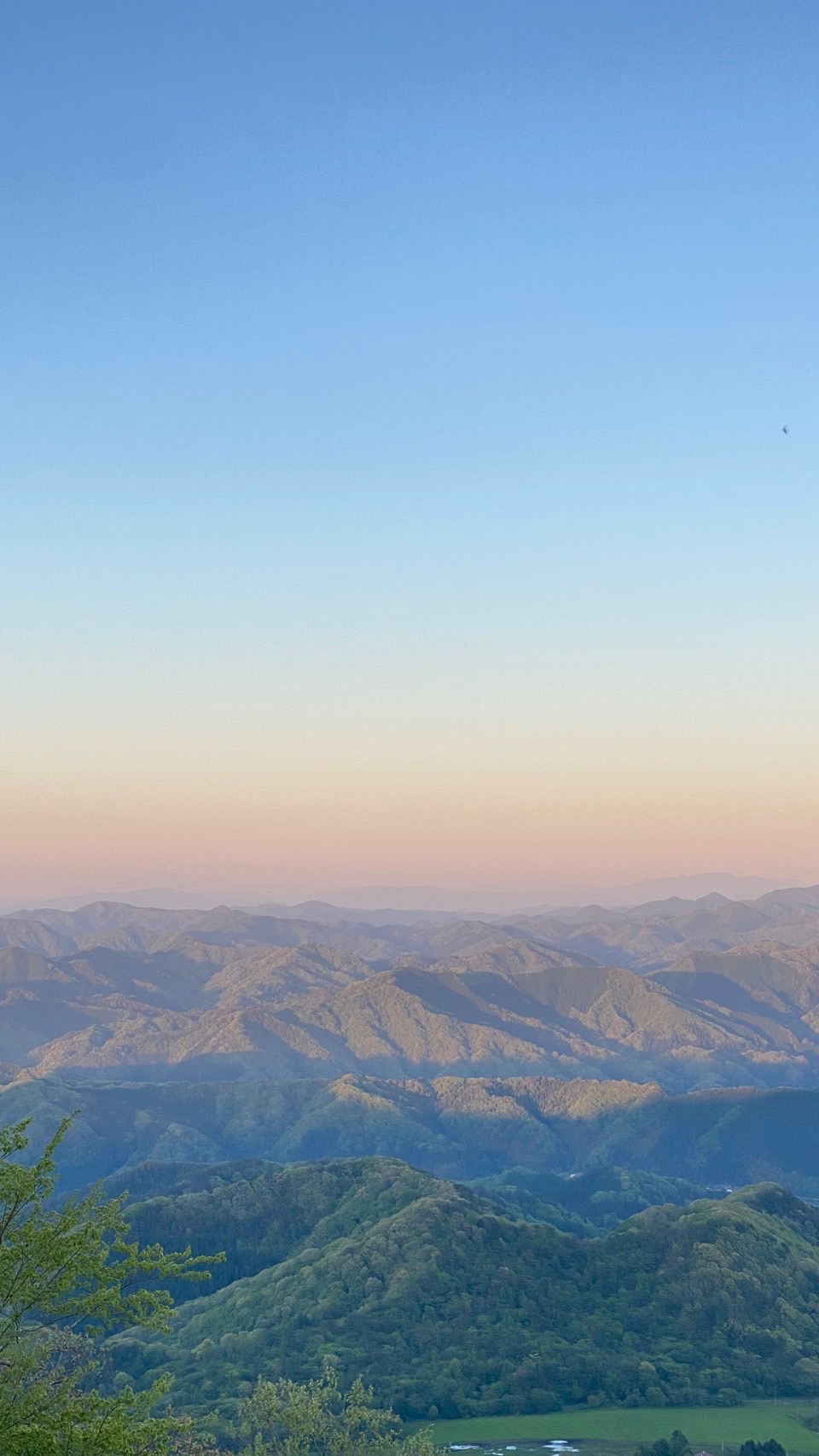 石見ワイナリー前の夕景
